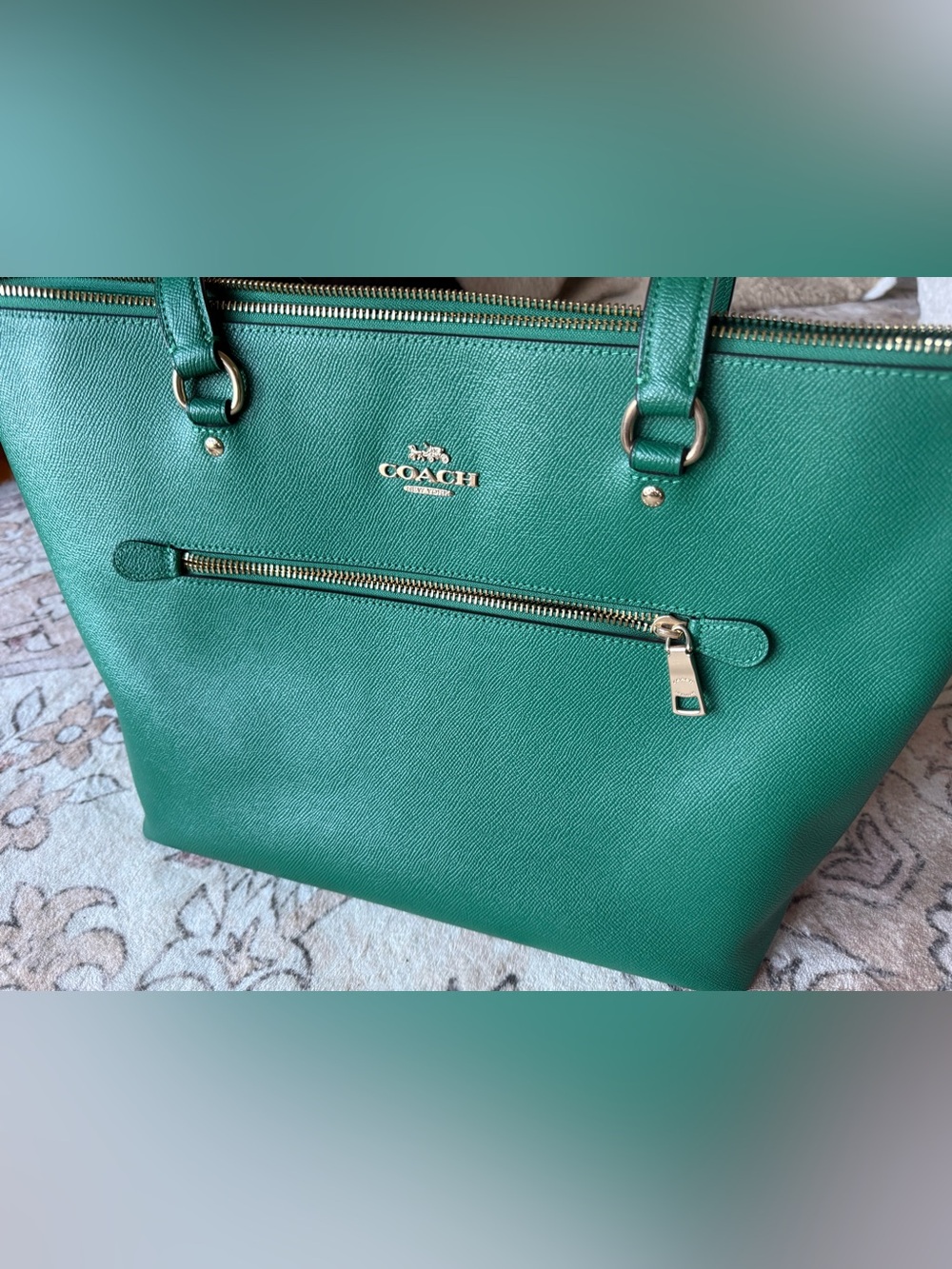 Coach Emerald Green Leather Zip-Top Tote with Gold Hardware - Picture 5 of 6